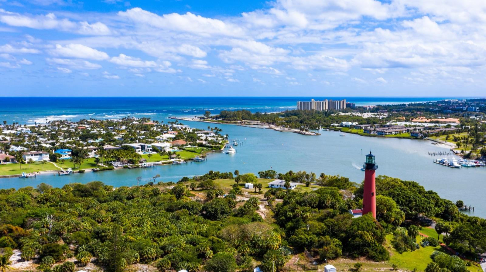 Jupiter Inlet Lighthouse overlooking the Loxahatchee River in Palm Beach County
